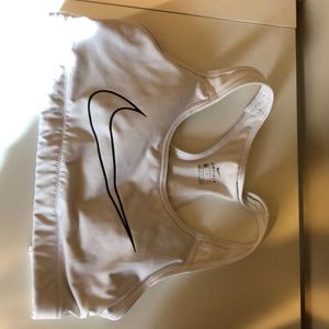 Small Dri fit Nike bra